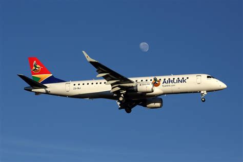 south african airways vs airlink